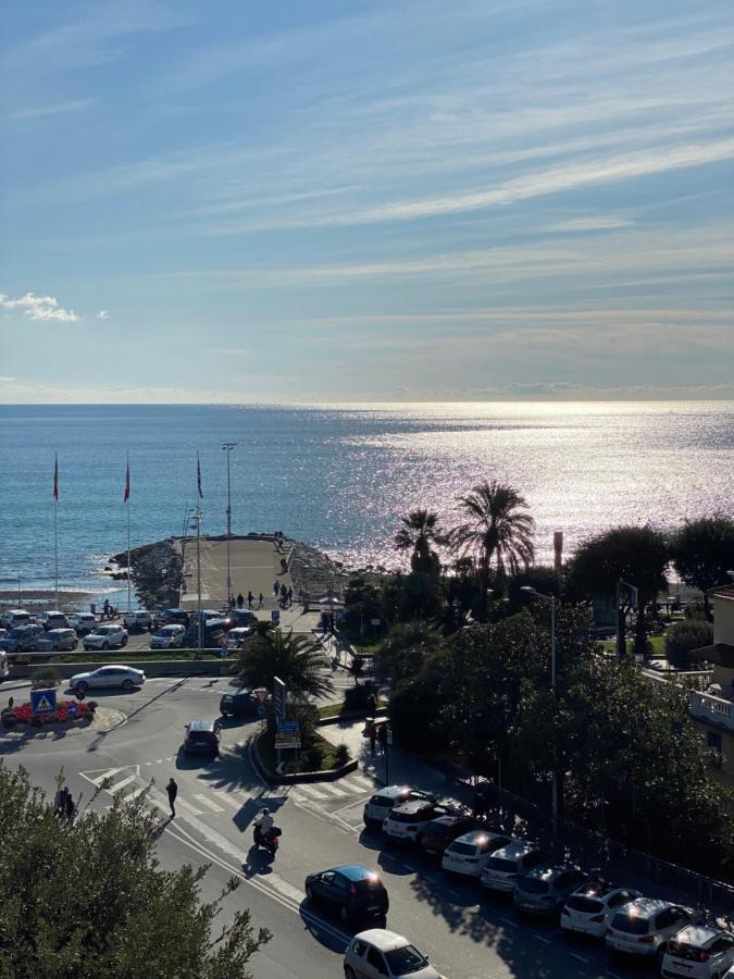 Casa Al Mare Apartment Varazze Exterior photo